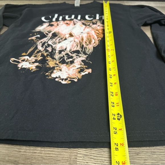 The church tour men’s tee. - Picture 4 of 8